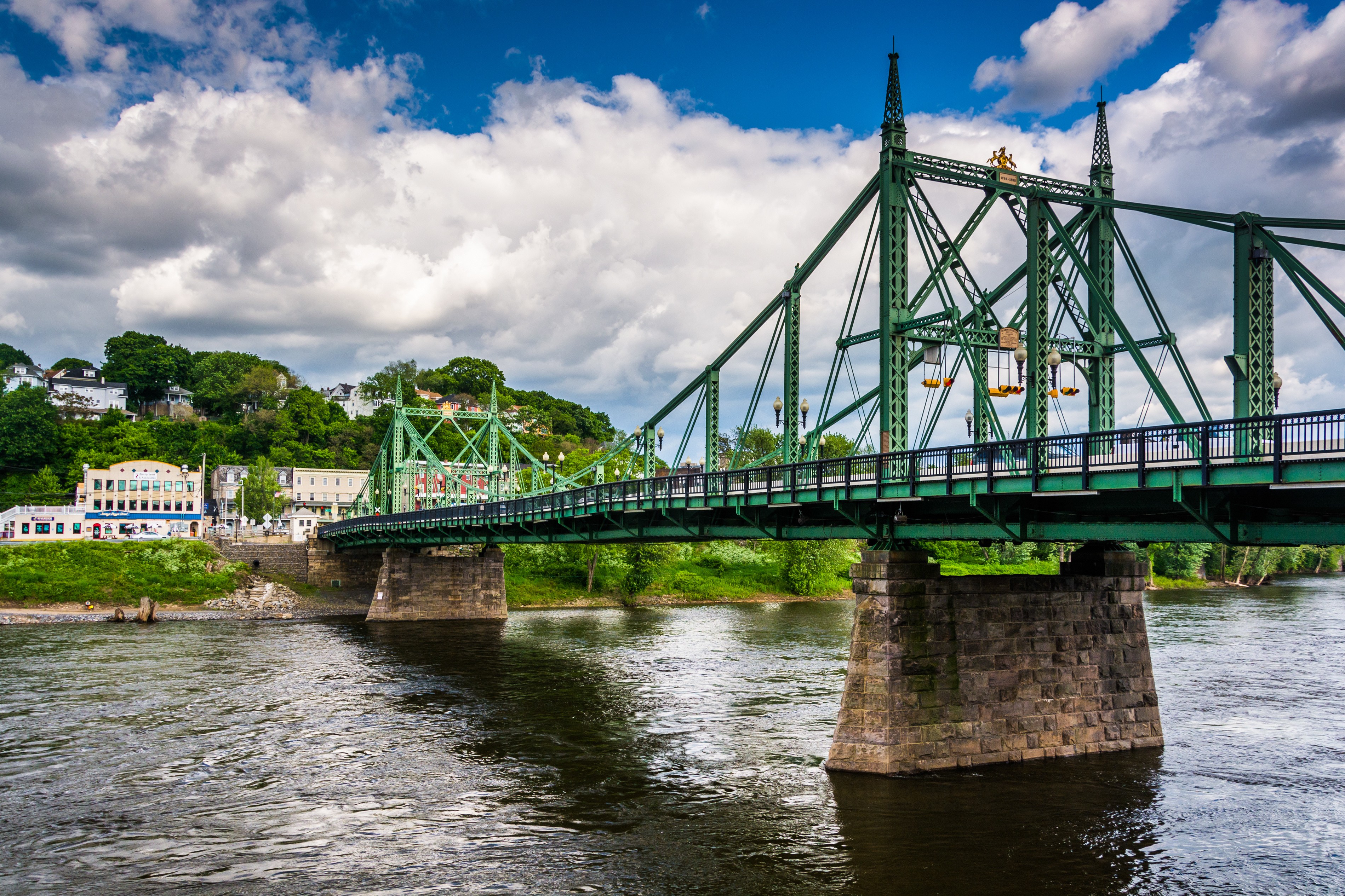 the Northampton Street Bridge over the Delaware River in Easton, Pennsylvania.